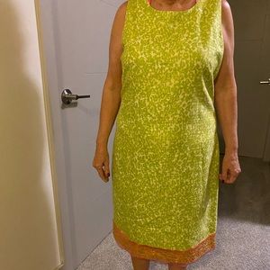 Elie Tahari Midi Green And Pink dress